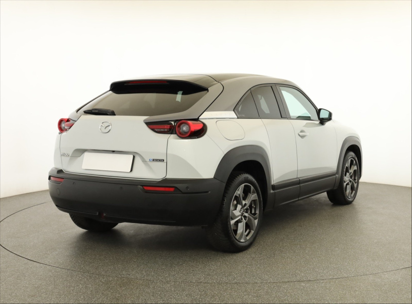 Mazda MX-30, 2020