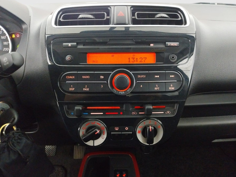 Mitsubishi Space Star, 2015