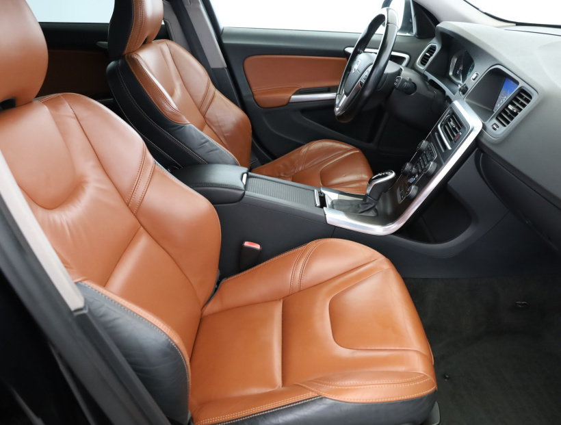 Volvo V60, 2013