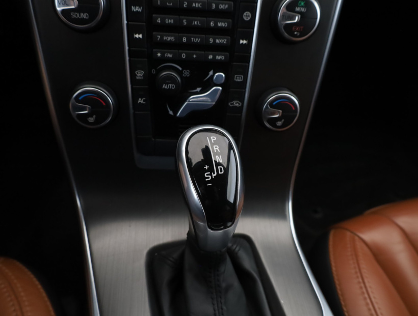 Volvo V60, 2013