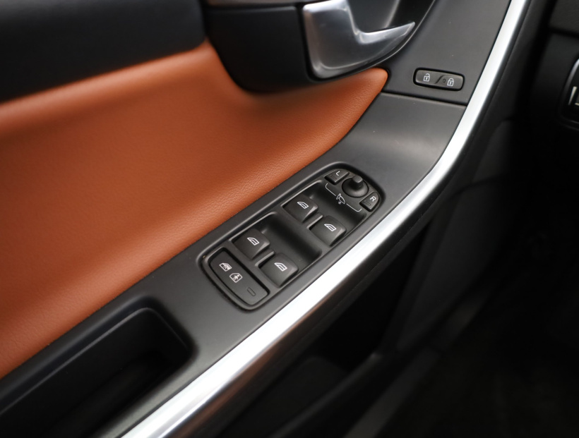 Volvo V60, 2013