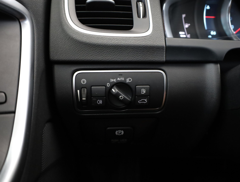 Volvo V60, 2013