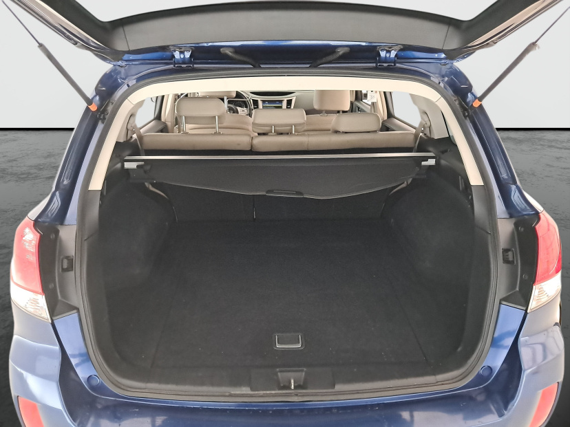 Subaru Outback, 2011