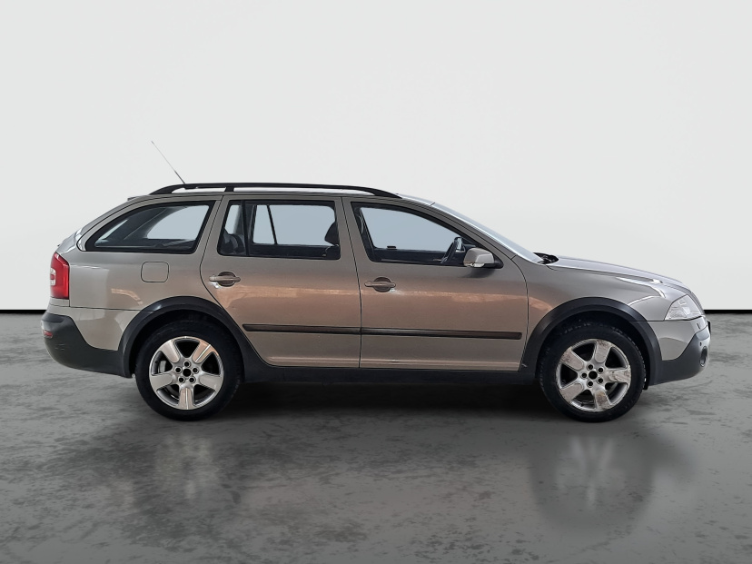 Škoda Octavia Scout, 2006
