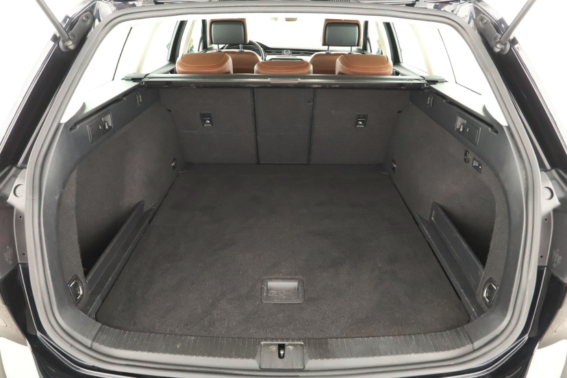 Volkswagen Passat, 2015