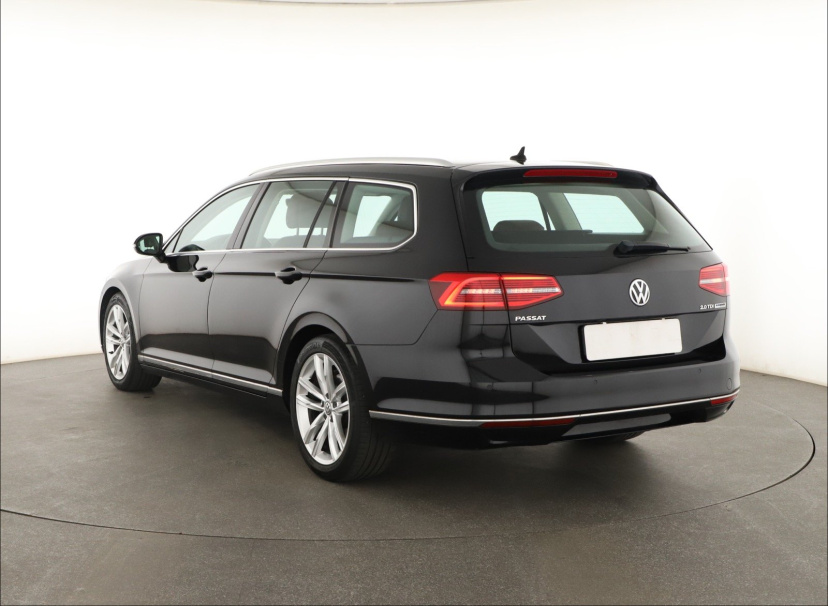 Volkswagen Passat, 2015