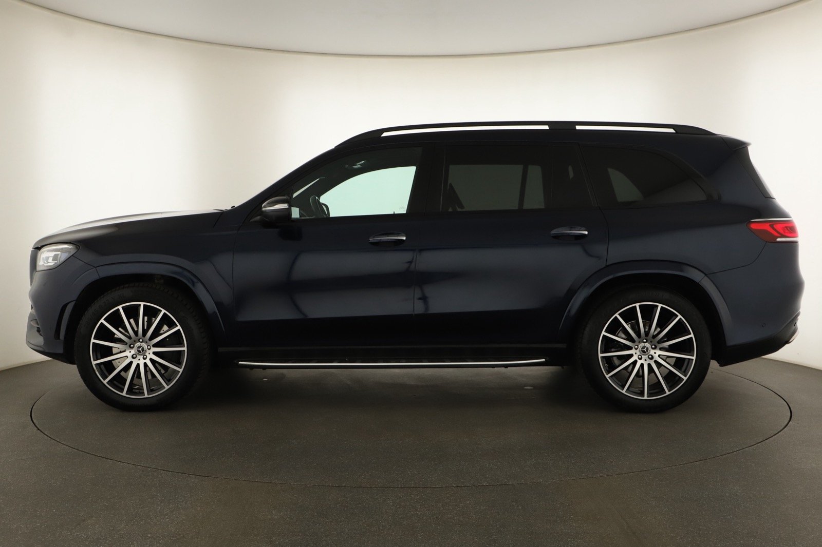 Mercedes-Benz GLS - 2020