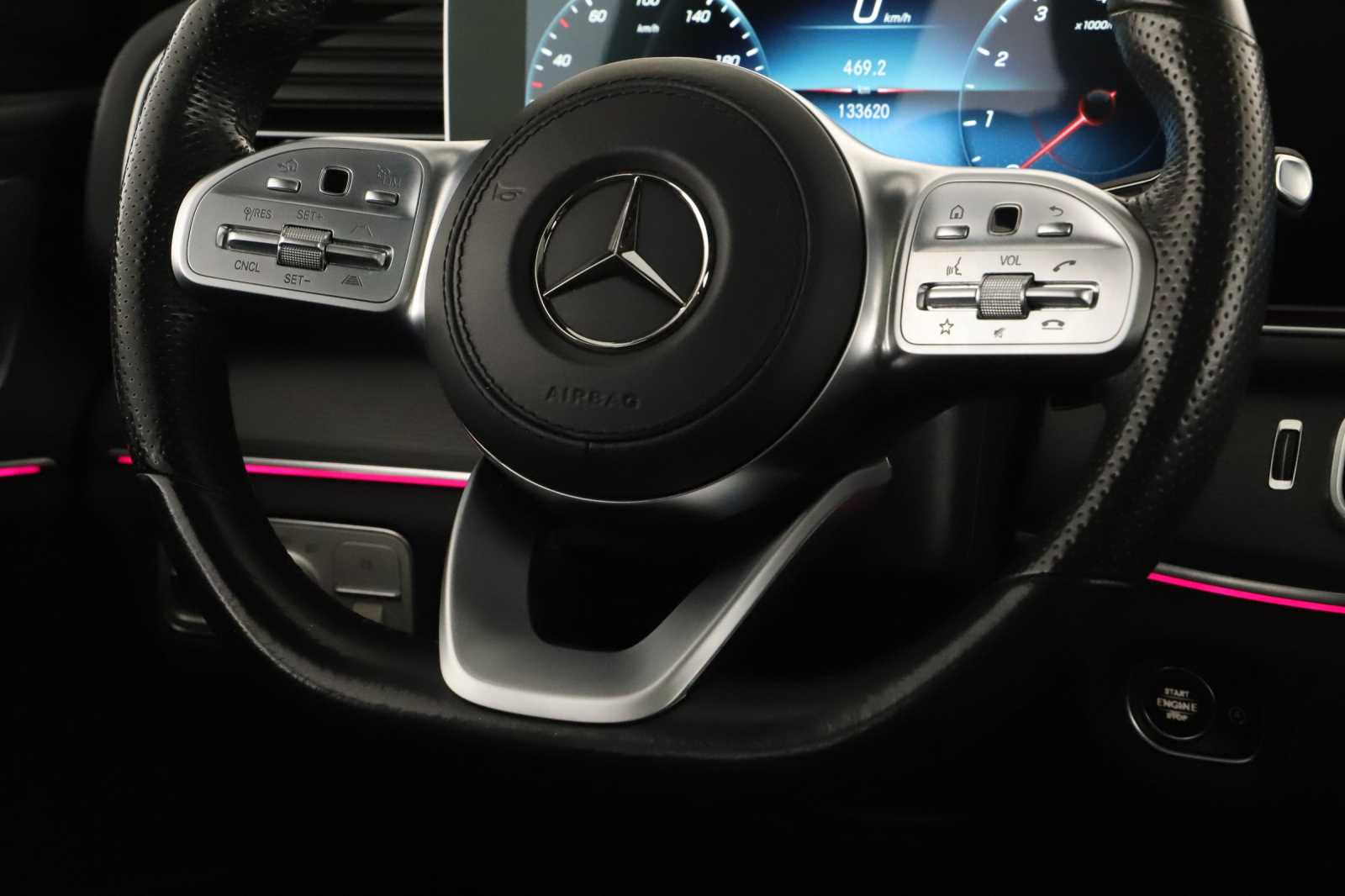 Mercedes-Benz GLS - 2020
