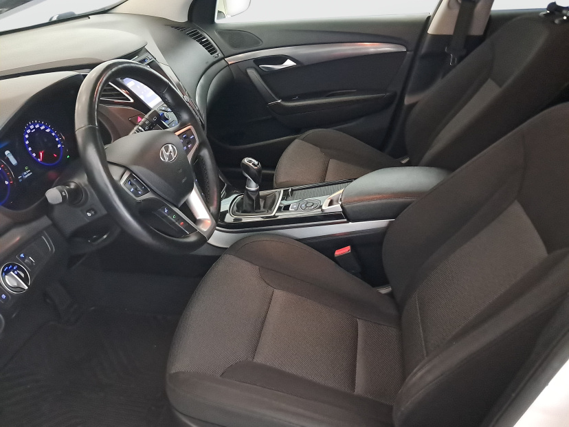 Hyundai i40, 2015