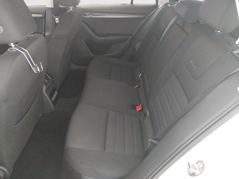 Škoda Octavia Scout, 2015