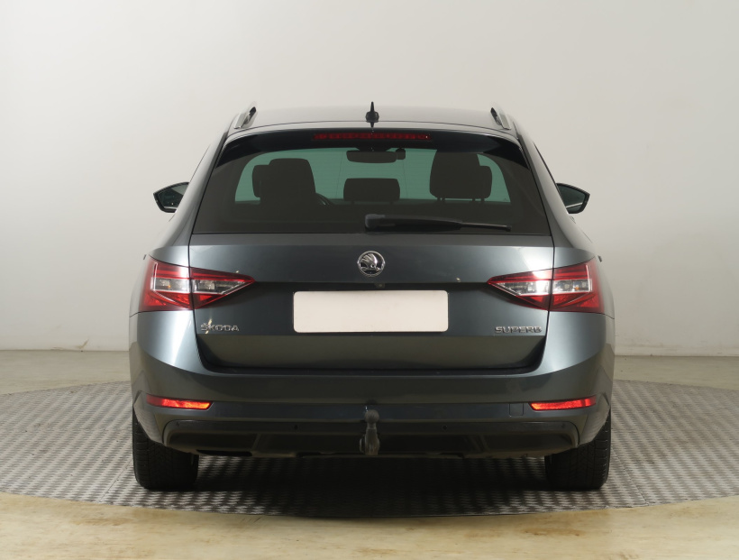 Škoda Superb, 2019