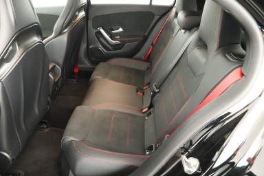 Mercedes-Benz A - 2022