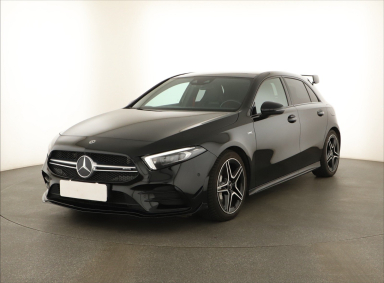 Mercedes-Benz A - 2022