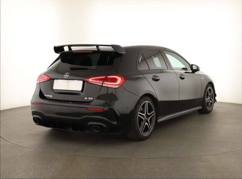 Mercedes-Benz A, 2022