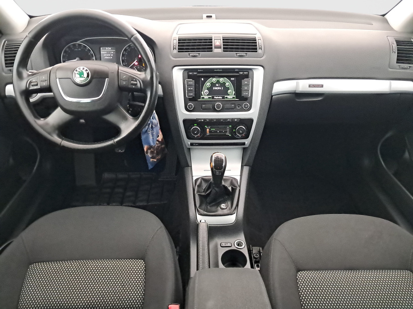 Škoda Octavia Scout, 2011