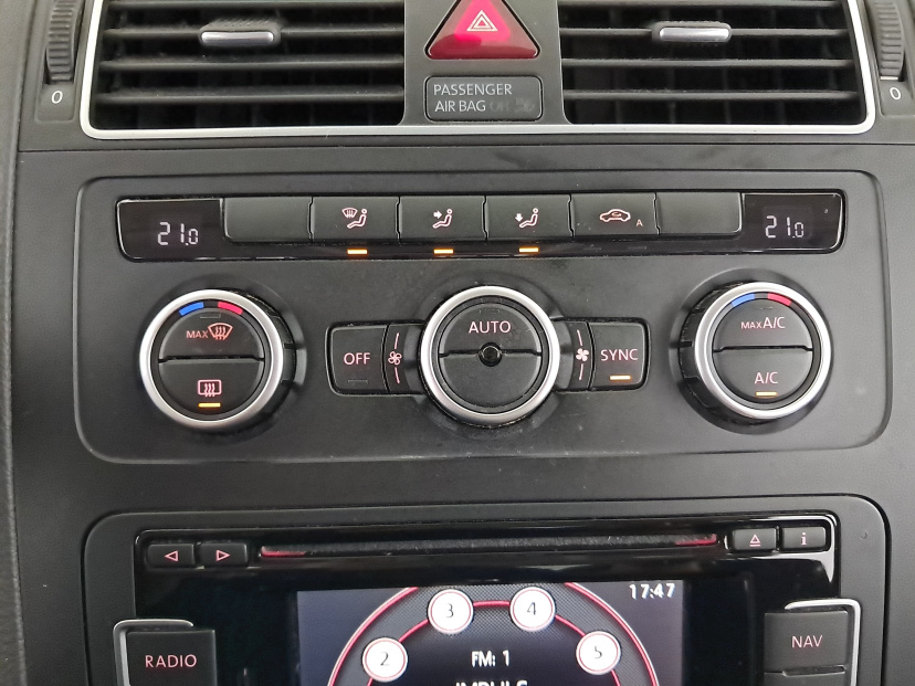 Volkswagen Touran, 2013