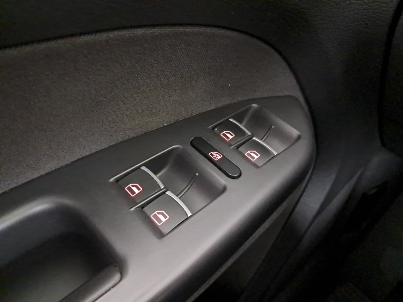 Volkswagen Touran, 2013