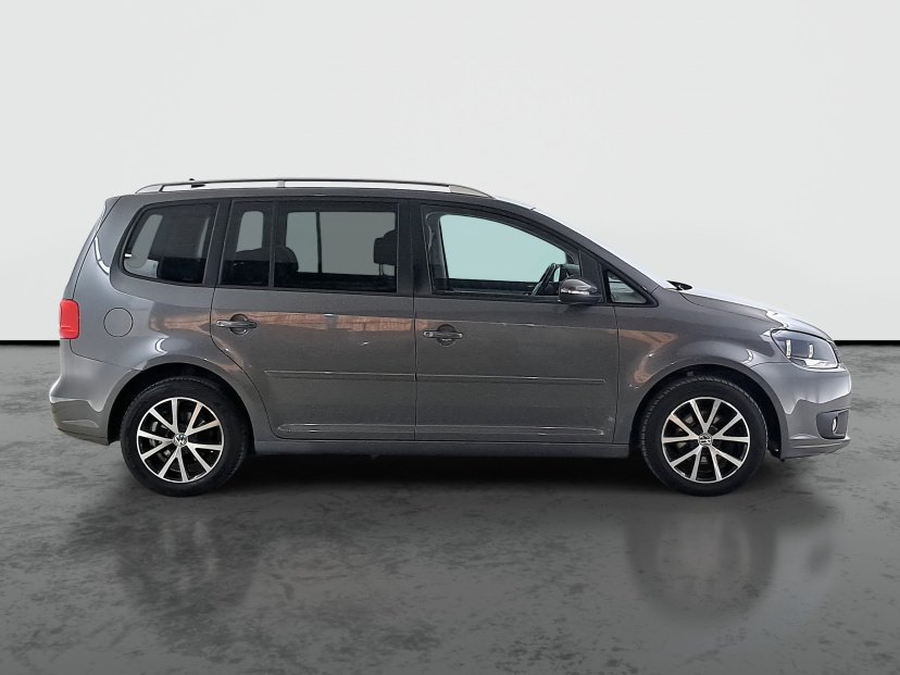 Volkswagen Touran, 2013