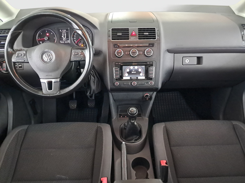 Volkswagen Touran, 2013