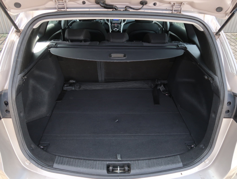 Hyundai i30, 2016