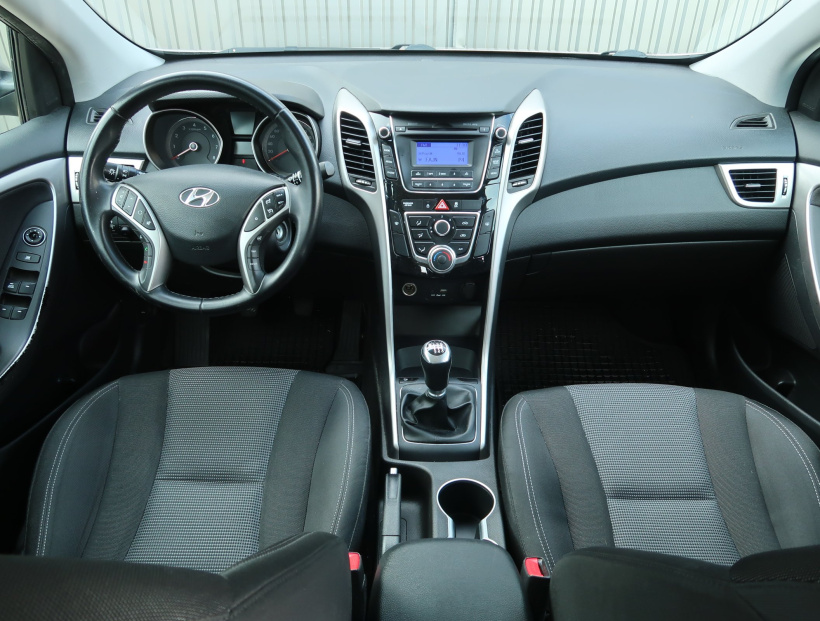 Hyundai i30, 2016