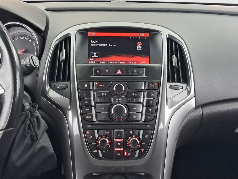 Opel Astra, 2014