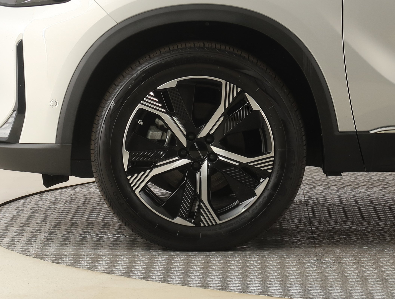 BAIC X7 - 2025