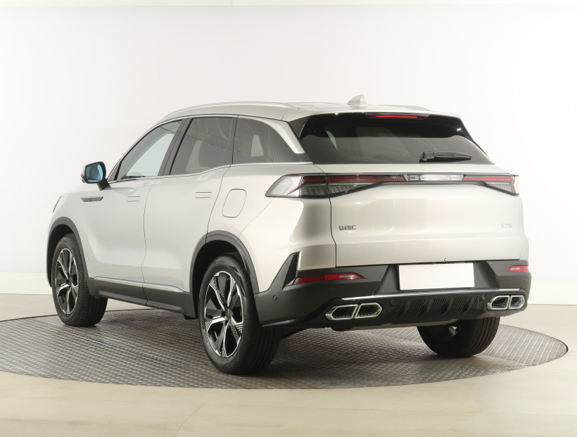 BAIC X7, 2025