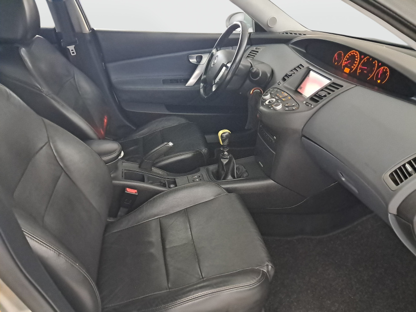 Nissan Primera, 2005