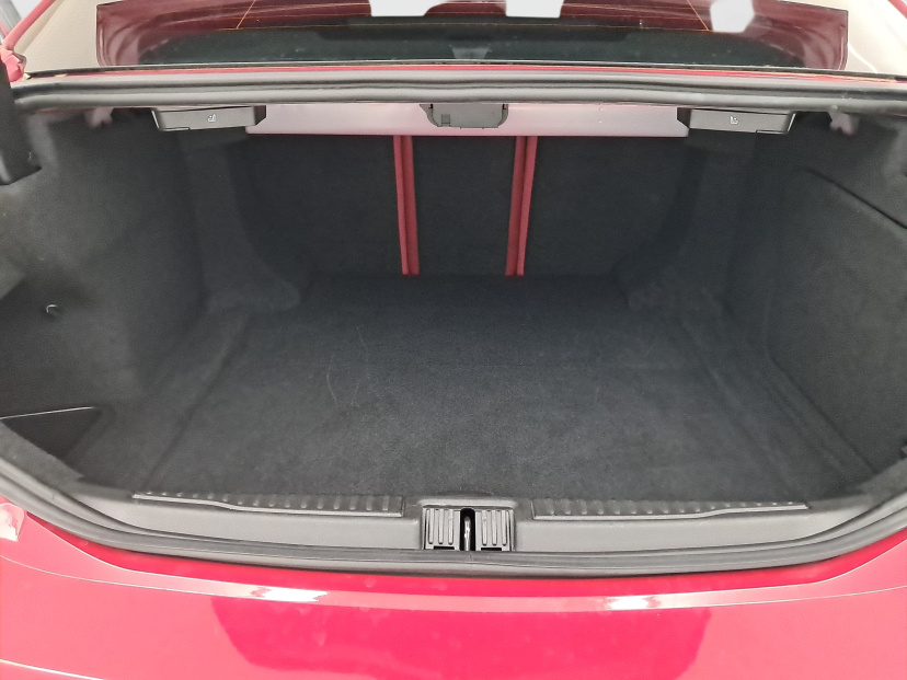 Alfa Romeo Giulia, 2017