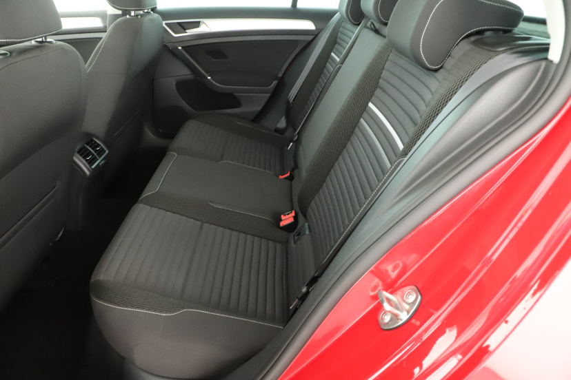 Volkswagen Golf, 2014