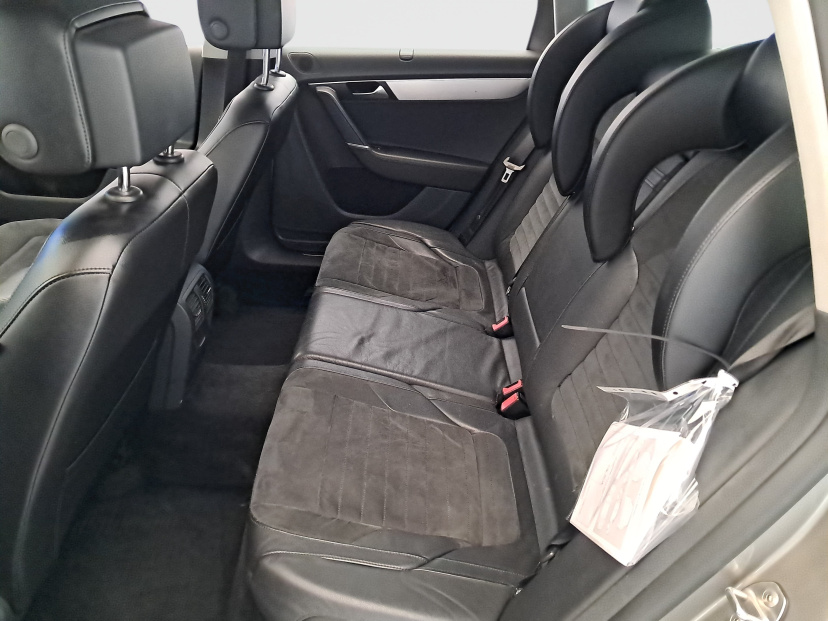 Volkswagen Passat, 2012