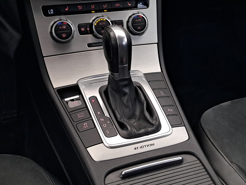 Volkswagen Passat, 2012