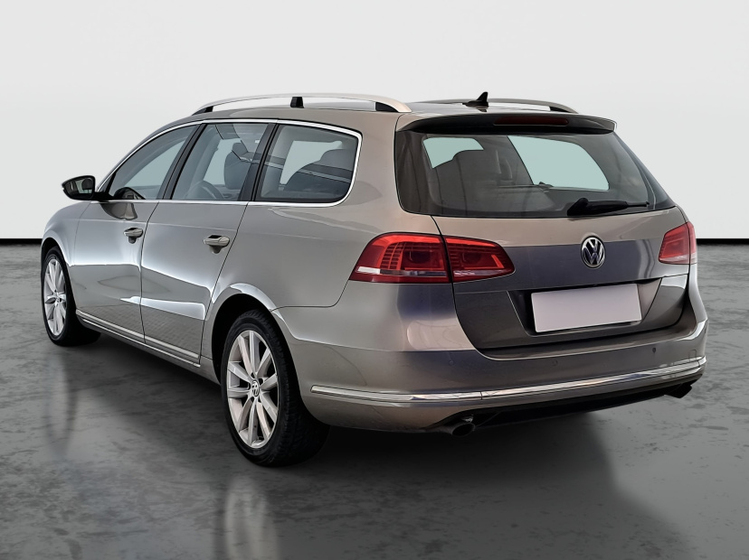 Volkswagen Passat, 2012