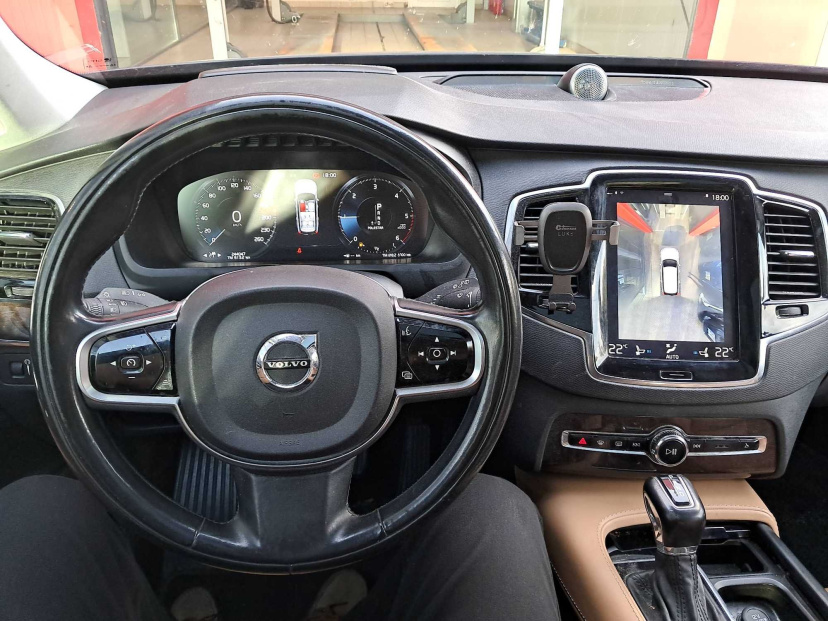 Volvo XC90, 2015