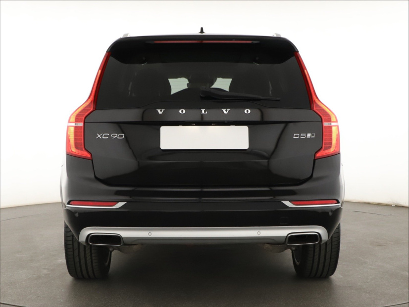Volvo XC90, 2015
