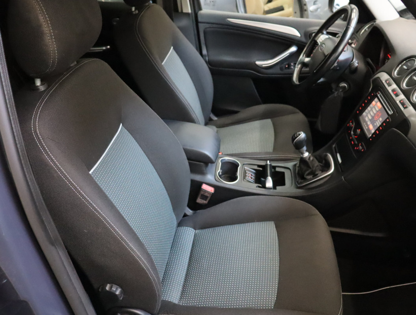 Ford Galaxy, 2013