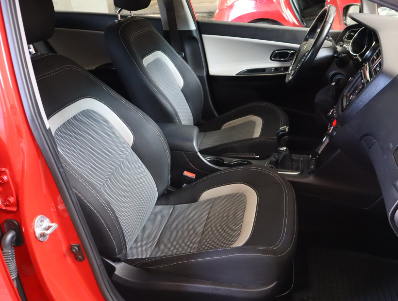 Kia Ceed, 2015