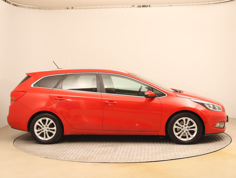 Kia Ceed, 2015