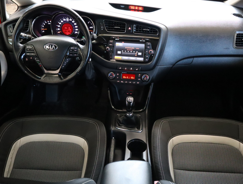 Kia Ceed, 2015