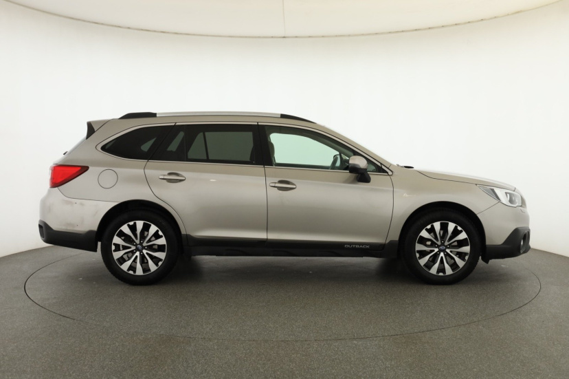 Subaru Outback, 2016