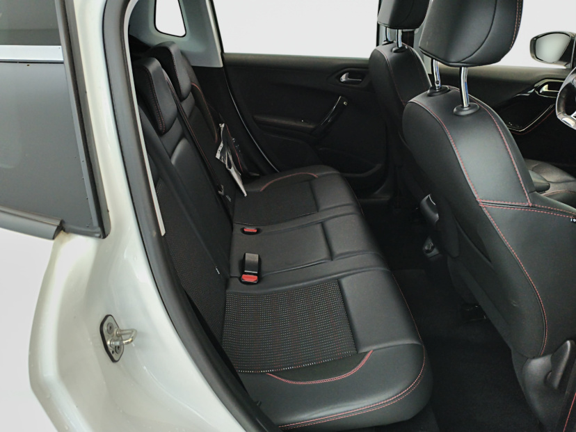 Peugeot 2008, 2017