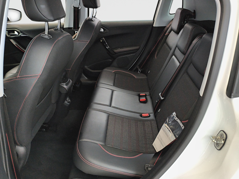 Peugeot 2008, 2017
