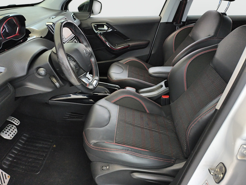 Peugeot 2008, 2017