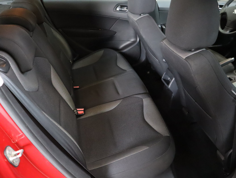 Peugeot 308, 2012