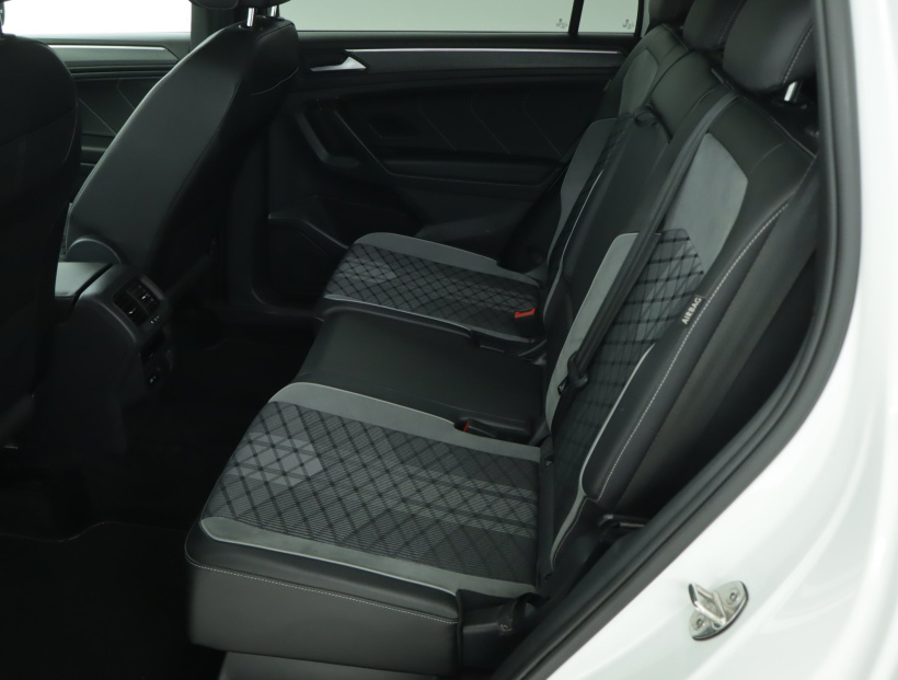 Volkswagen Tiguan Allspace, 2022