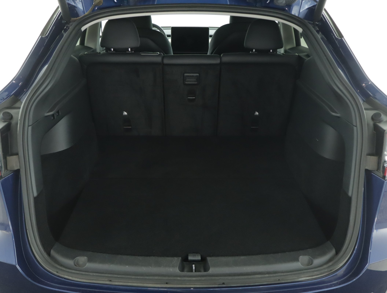 Tesla Model Y Long Range AWD – fotografie 20