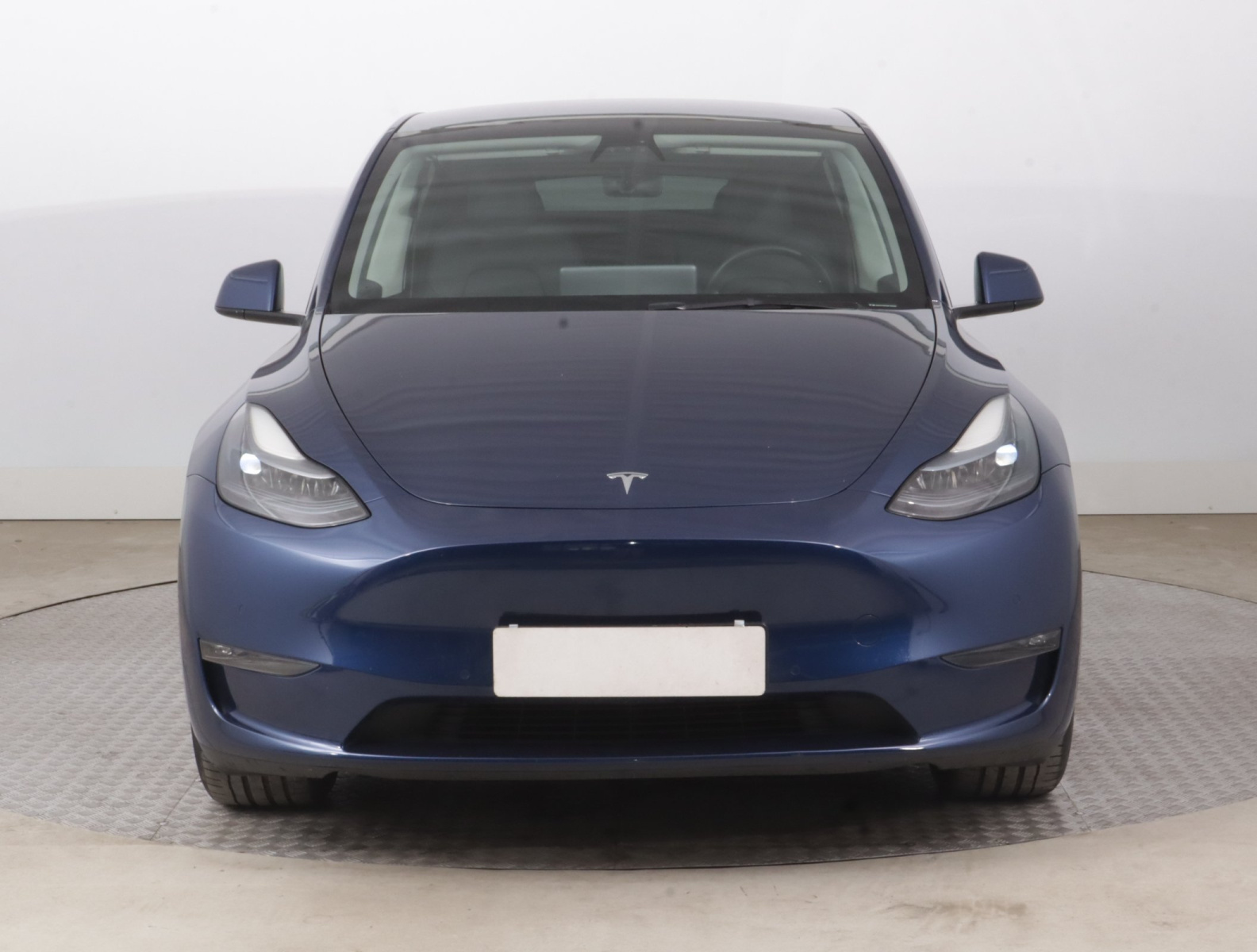 Tesla Model Y Long Range AWD – fotografie 2