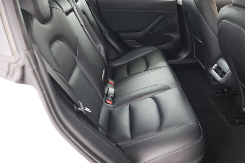 Tesla Model 3, 2021