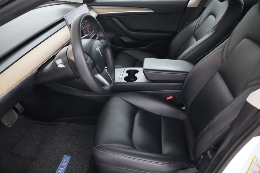 Tesla Model 3, 2021